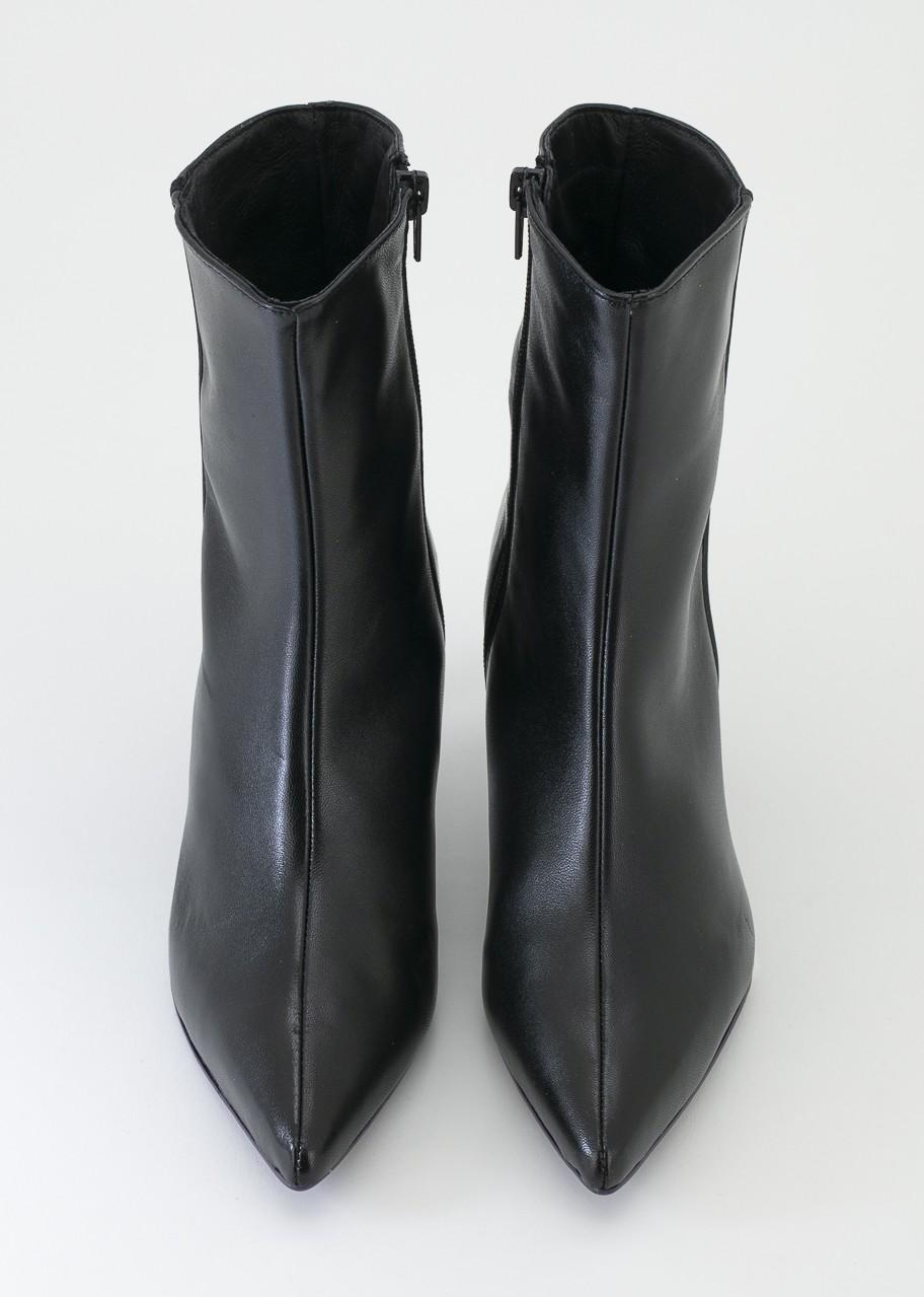 PETRA NEGRO ESENCIAL