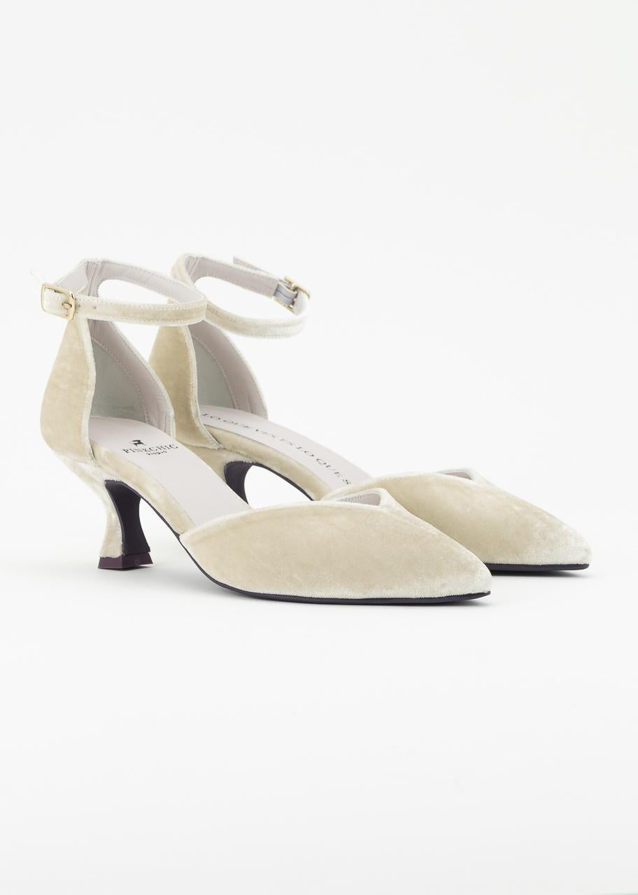 YAIZA BEIGE TERCIOPELO