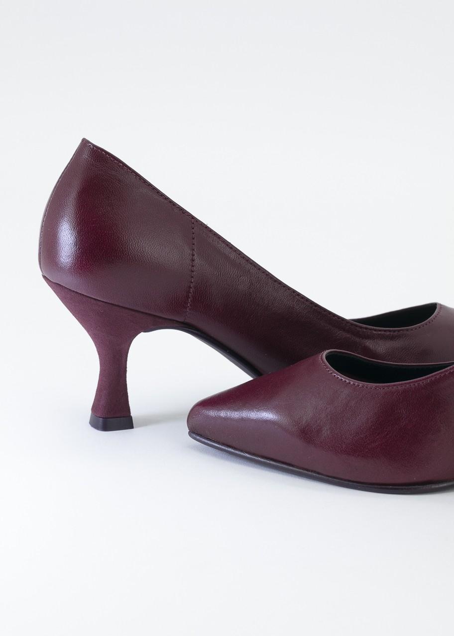 DANIELA BURDEOS ESENCIAL