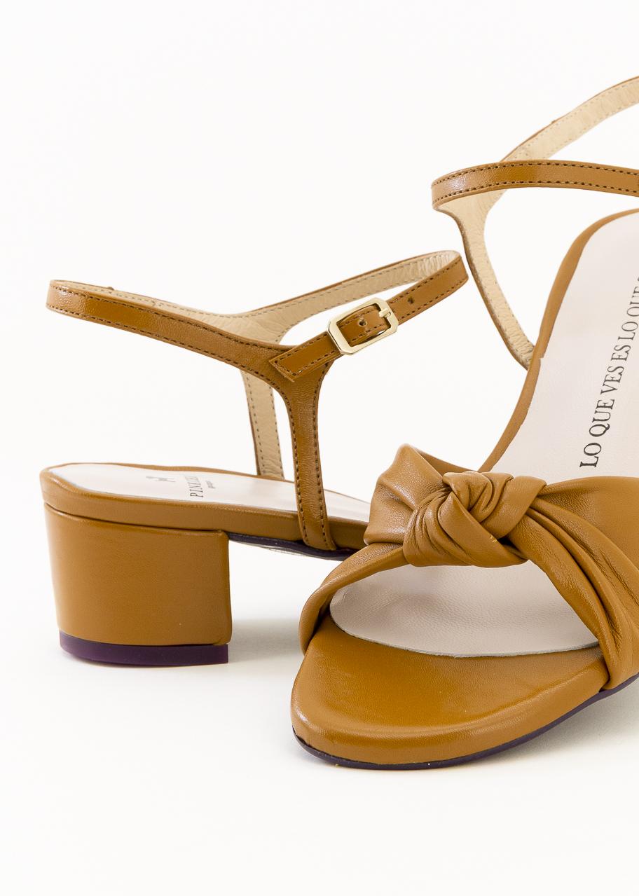 RAQUEL CAMEL ESENCIAL