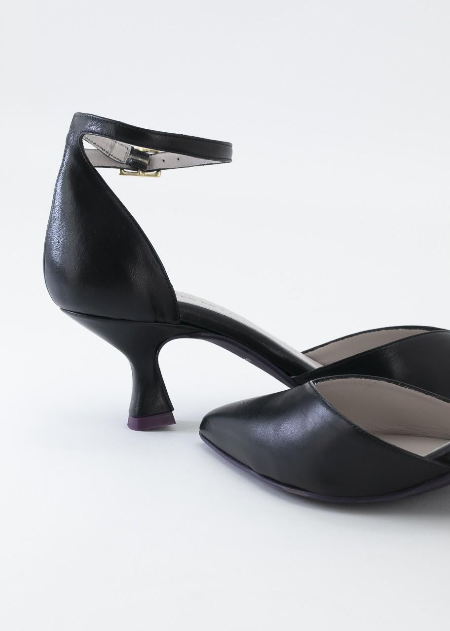 YAIZA NEGRO ESENCIAL