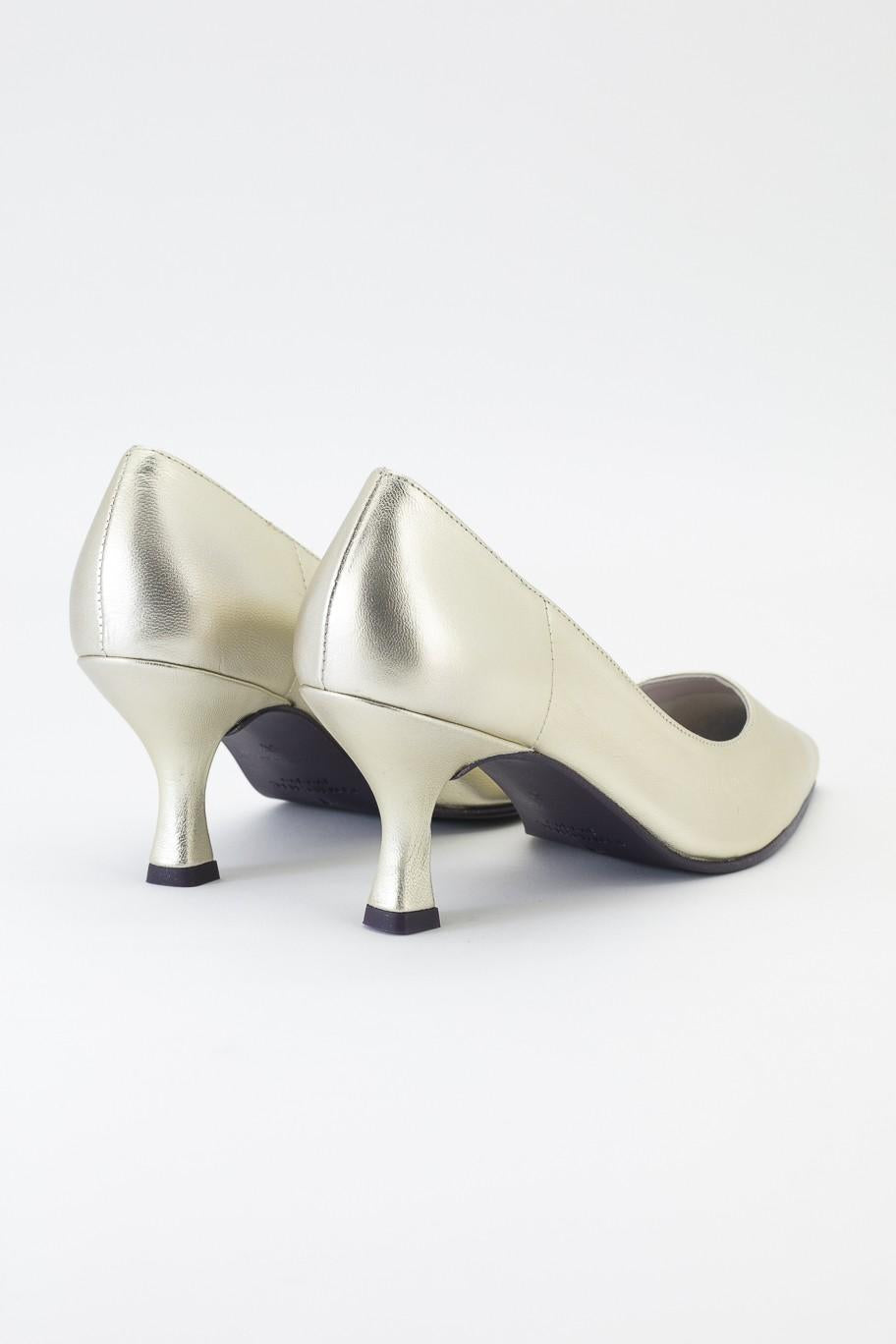 DANIELA PLATINO METAL