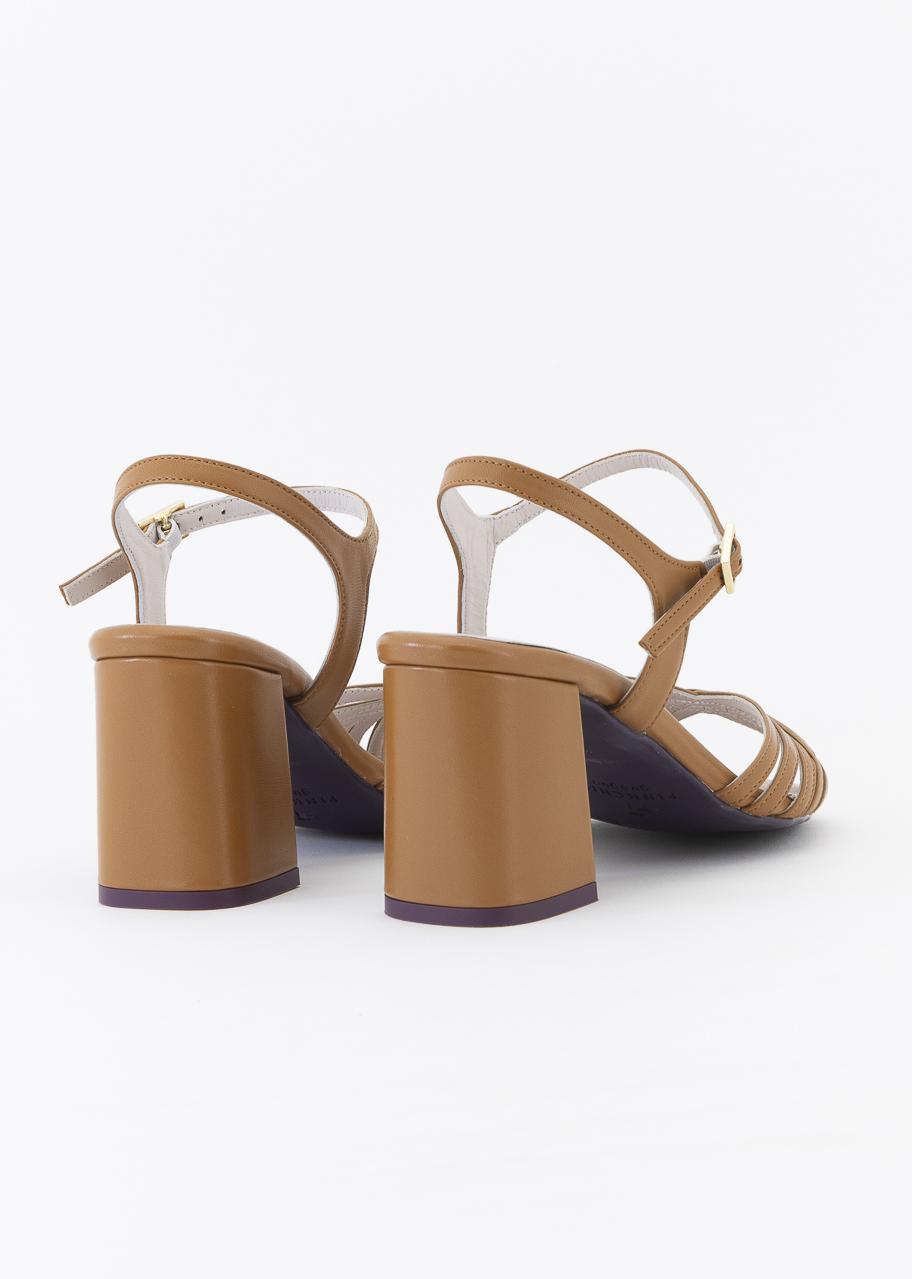 NATALIA CAMEL ESENCIAL