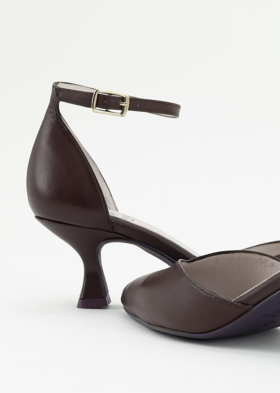 YAIZA MARRÓN ESENCIAL