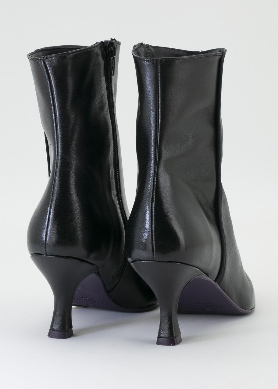 PETRA NEGRO ESENCIAL