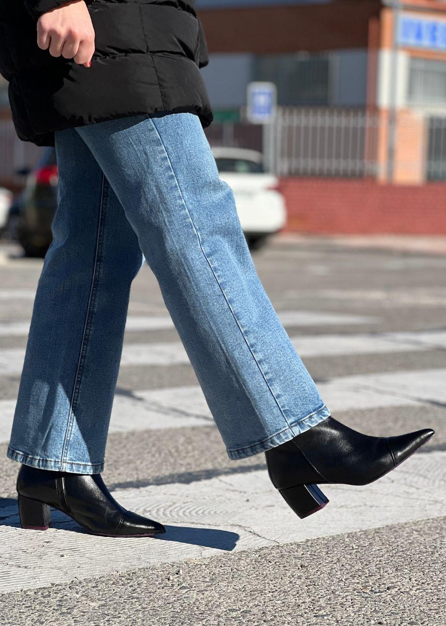 JIMENA NEGRO ESENCIAL