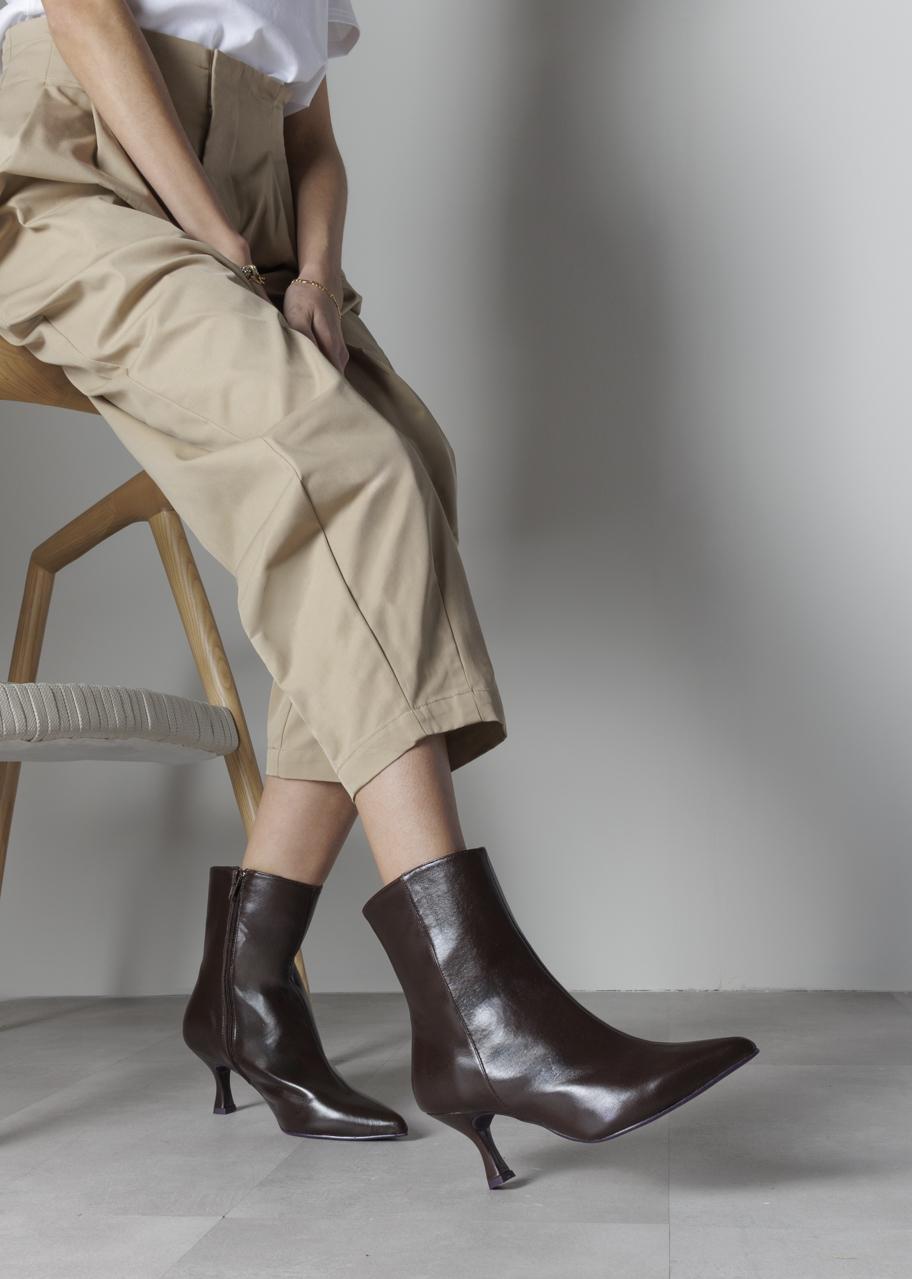 PETRA MARRÓN ESENCIAL