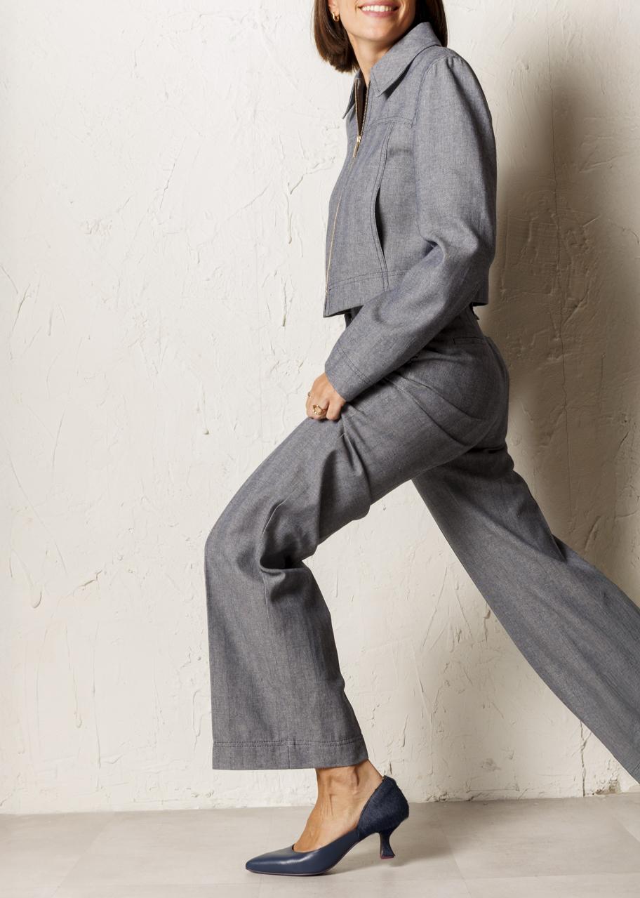 IRIS AZUL CAVALLINO