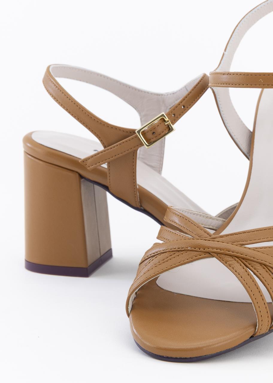 NATALIA CAMEL ESENCIAL