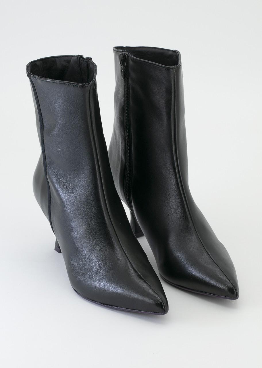 PETRA NEGRO ESENCIAL