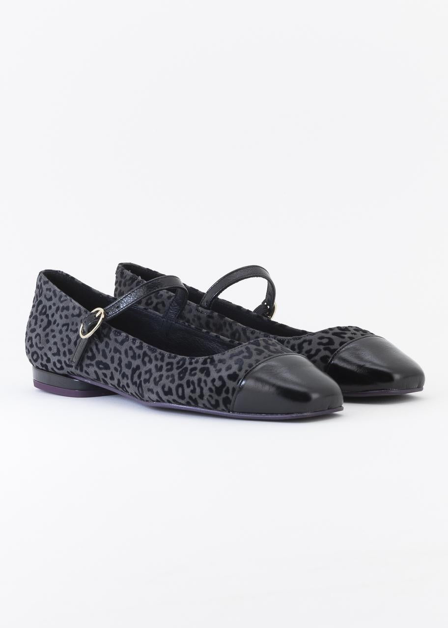 LUNA NEGRO LEO