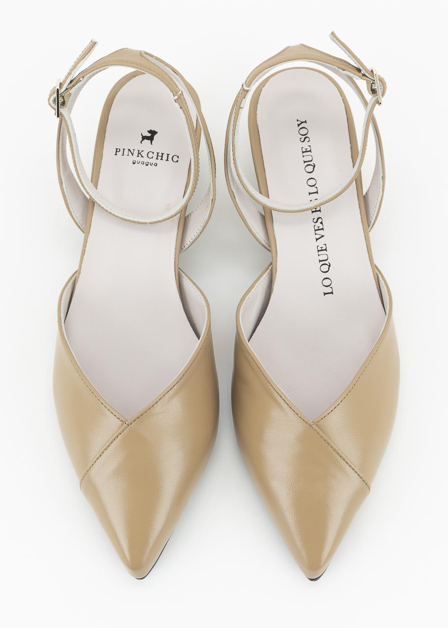 ADELA CAMEL ESENCIAL