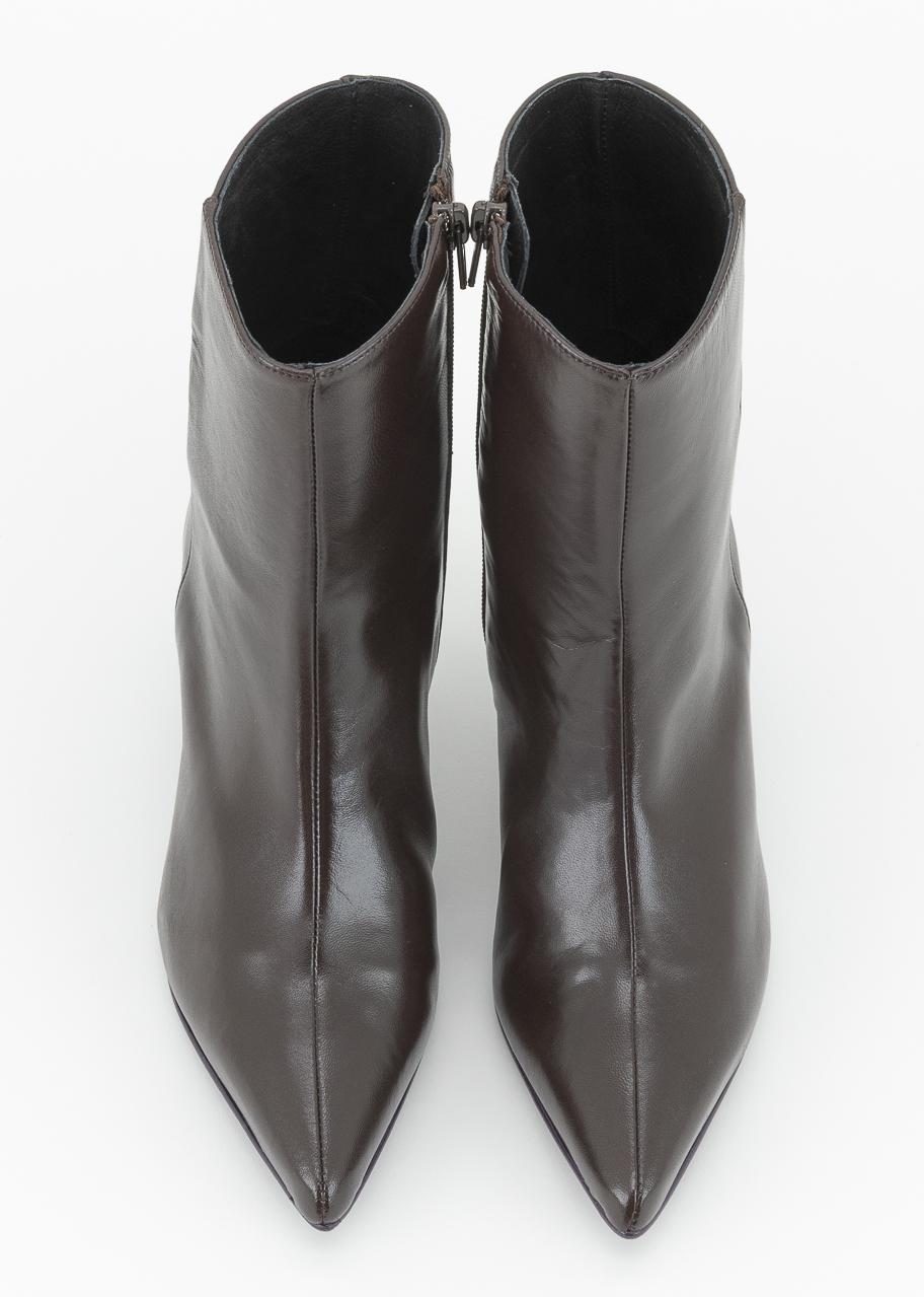 PETRA MARRÓN ESENCIAL