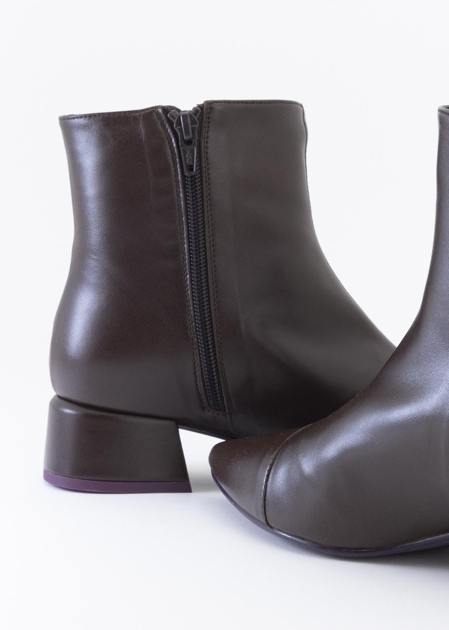 TANIA MARRON ESENCIAL