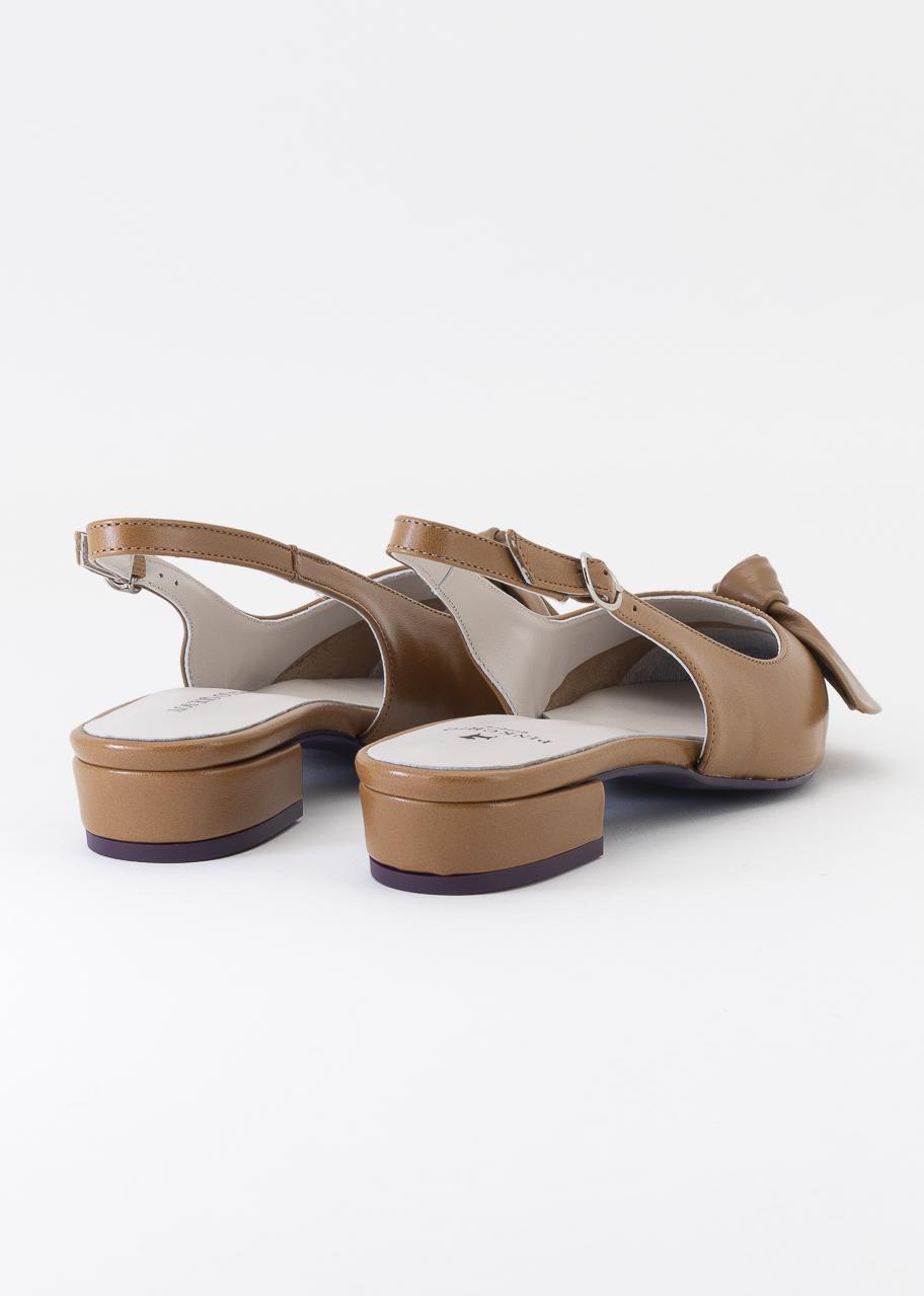 LILI CAMEL ESENCIAL